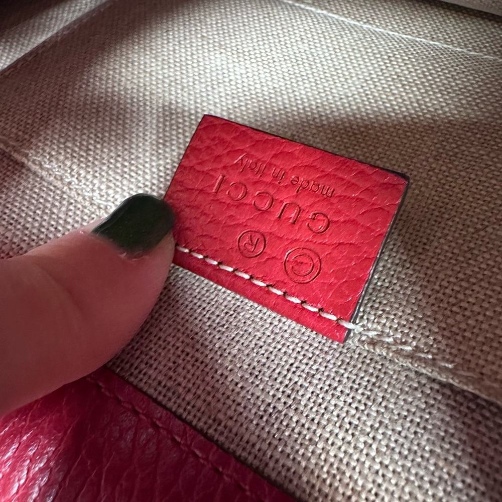 Authentic Gucci Red Leather Interlocking Chain Sh… - image 6